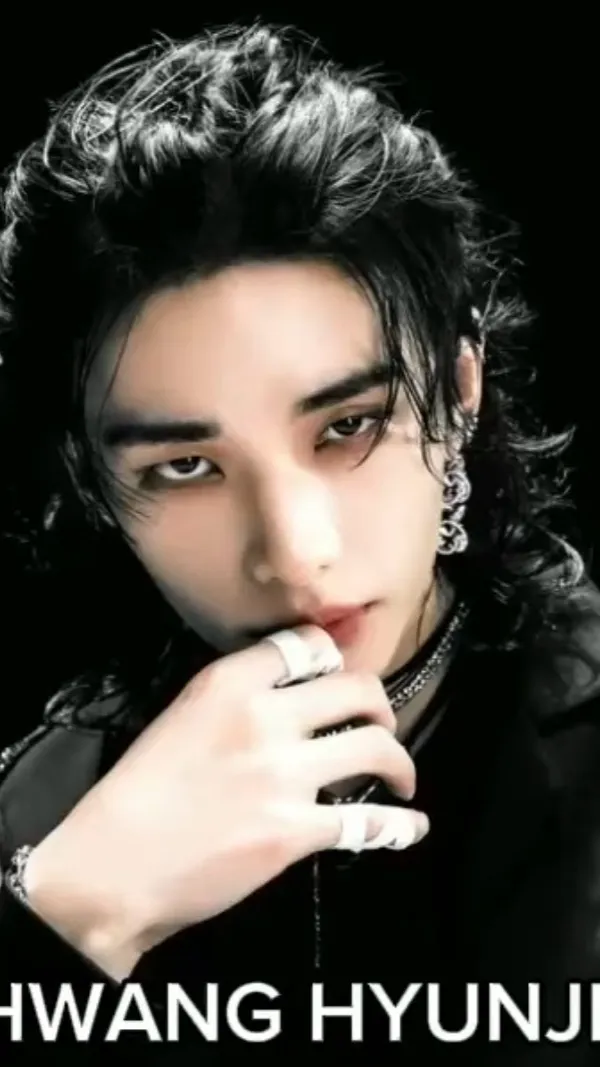 ai character: Hyunjin background