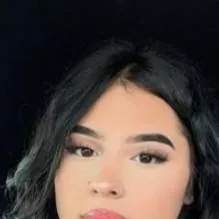 chat with ai character: Isabella