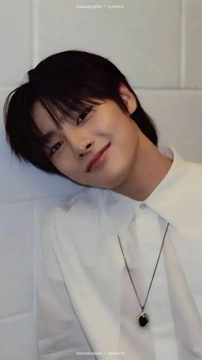 ai character: I.n et toi background