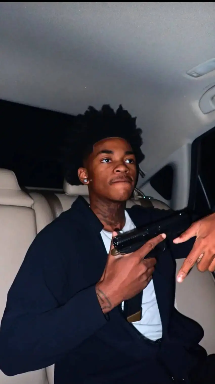 ai character: K2 background