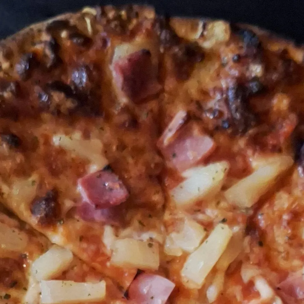 chat with ai character: pizza