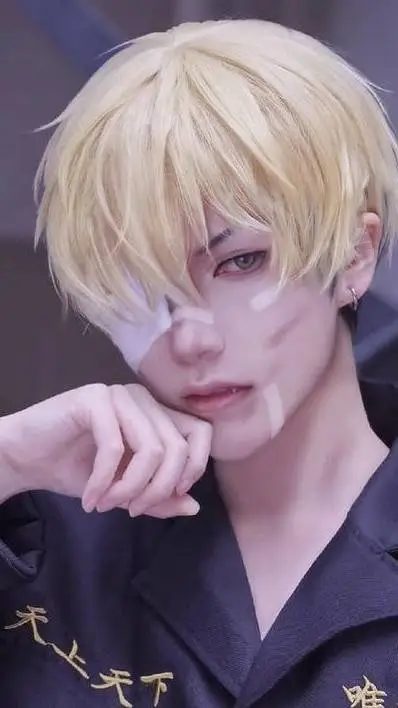 ai character: ¿celos de fuyu? background