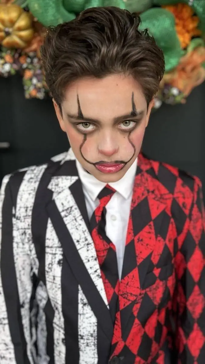 ai character: twister  background