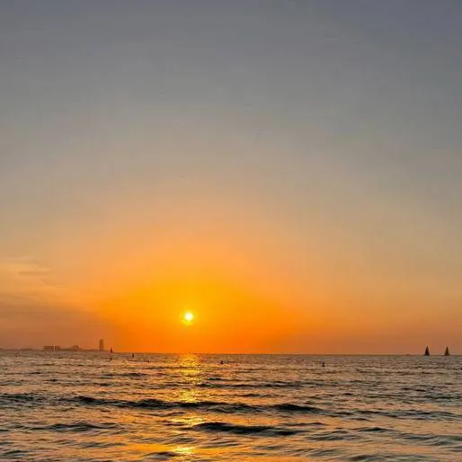 chat with ai character: Upper moons beach 