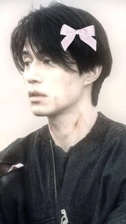 ai character: 🩸Lee dong wook🩸 background