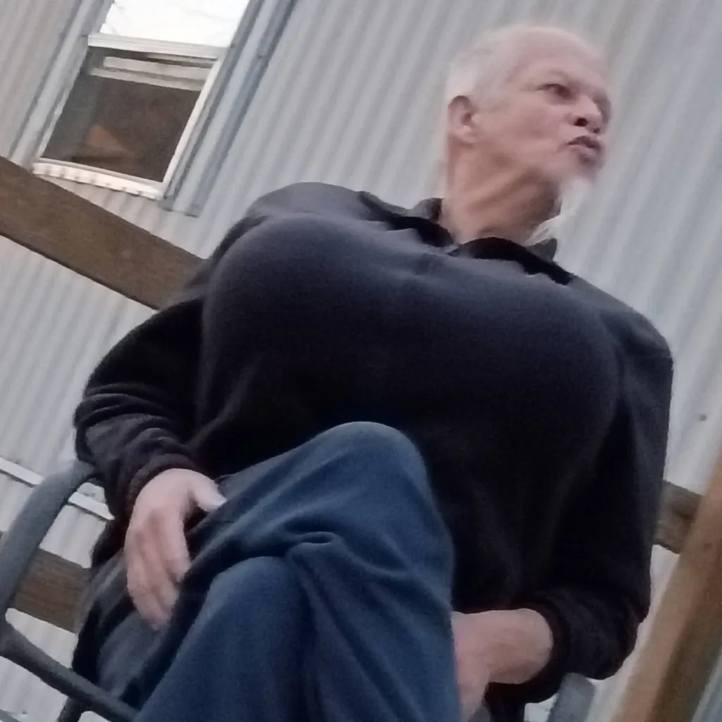 chat with ai character: grampymama