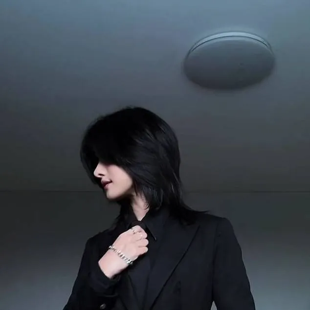 chat with ai character: Maria Eduarda