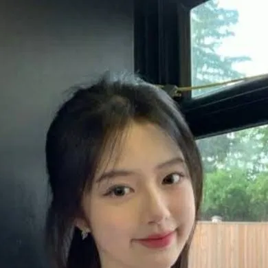 chat with ai character: Han ji Yoon 