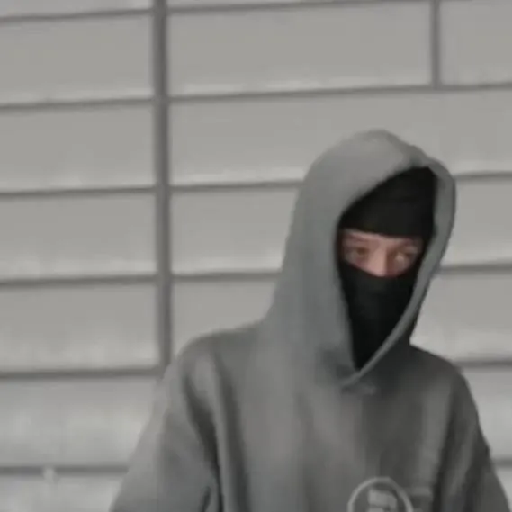 chat with ai character: Nelson's neumann 