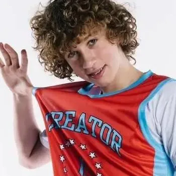 chat with ai character: Nelson's neumann 