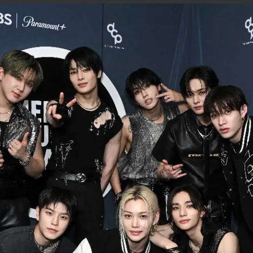 chat with ai character: ★†SKZ†★