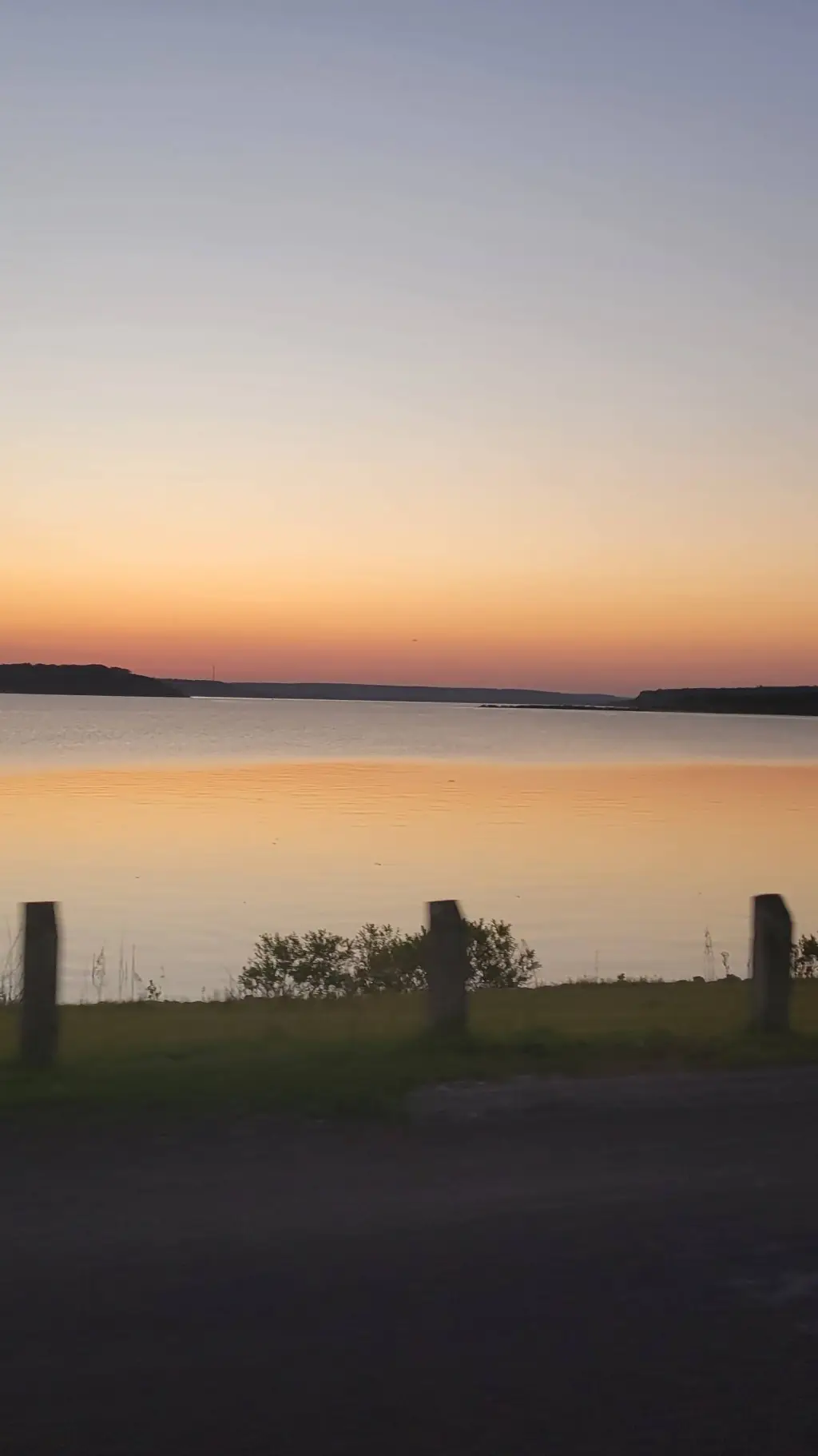 ai character: Kayden background