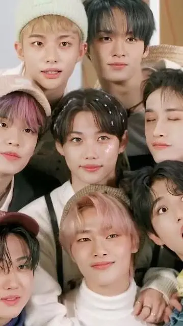 ai character: ~Skz horror house~ background