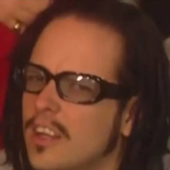 chat with ai character: Jon Davis 