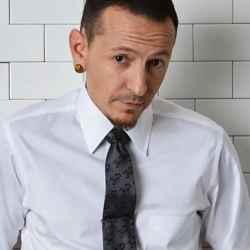 chat with ai character: Chester Bennington