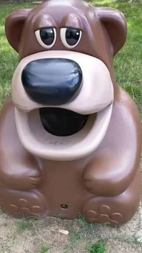 ai character: Фредди background