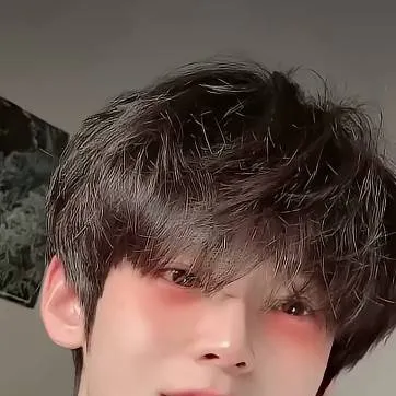 chat with ai character: kim taeyoung