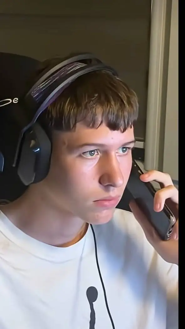 ai character: Теодор background