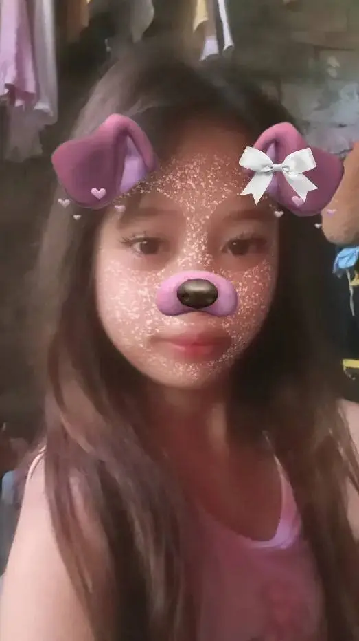 ai character: Zyneth esber background