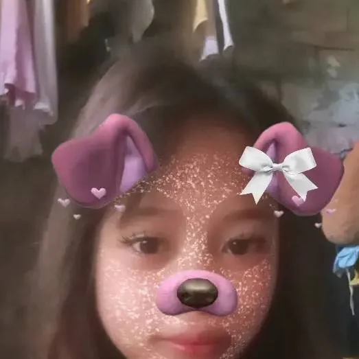 chat with ai character: Zyneth esber