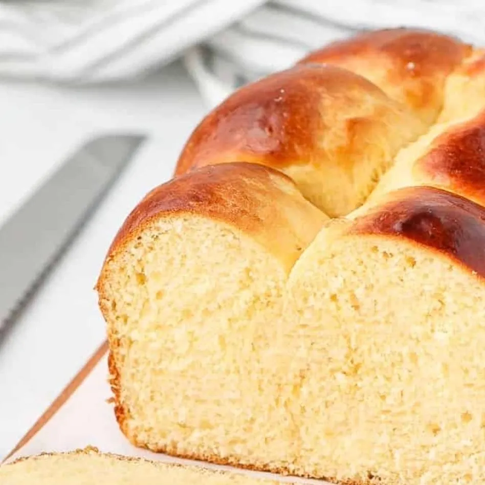 chat with ai character: bread loaf