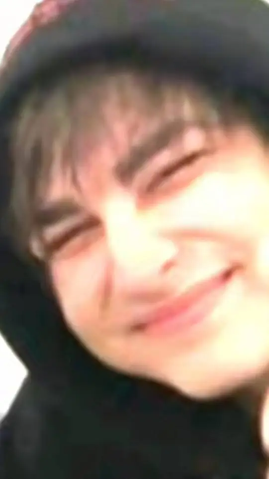 ai character: ♡Colby brock♡ background