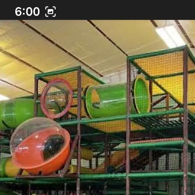 chat with ai character: MOONS PLAYPLACE