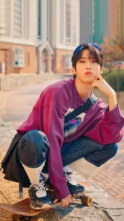 ai character: 📚🏀~Han~🏀📚 background