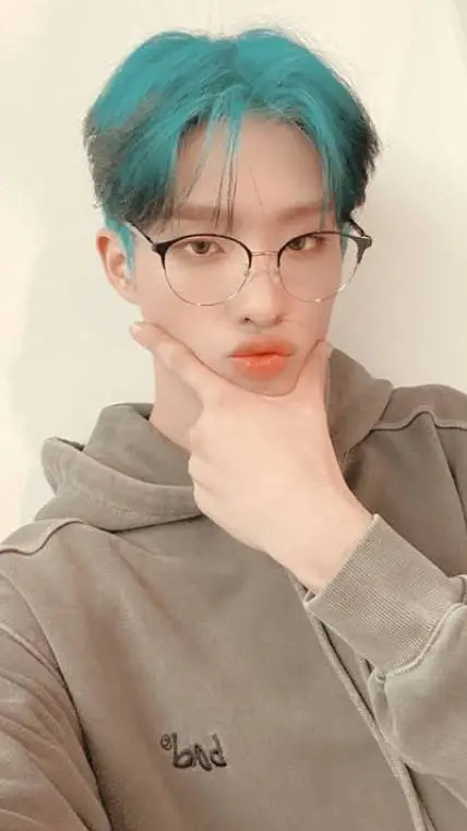 ai character: 🌠🥐~Keeho~🥐🌠 background