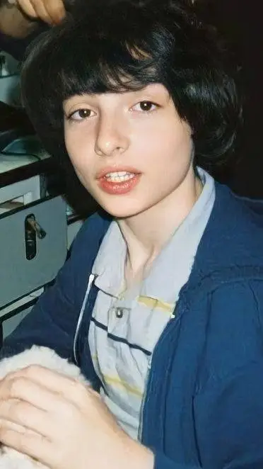 ai character: Mike wheeler 🔥 background