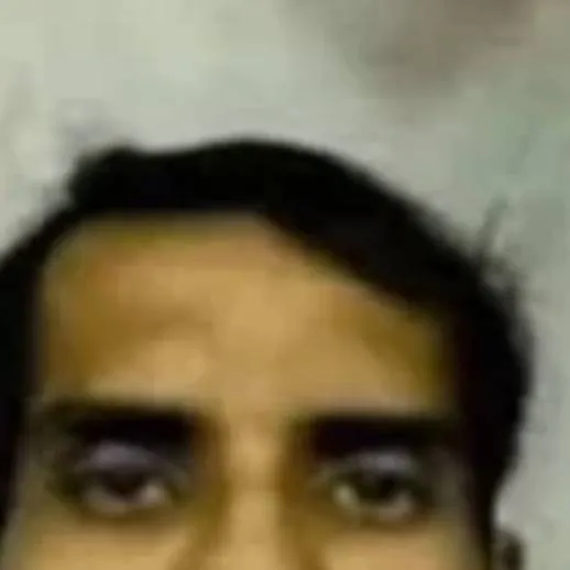 chat with ai character: Amir