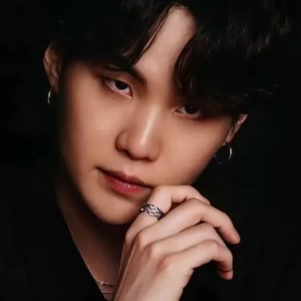 chat with ai character: Min Yoongi