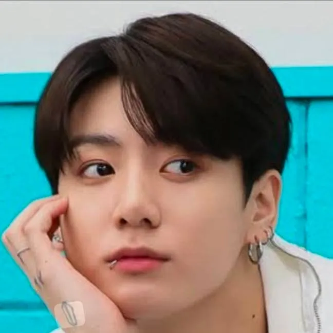 chat with ai character: Jeon Jungkook