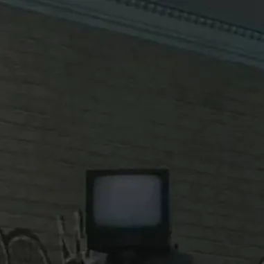 chat with ai character: tv man