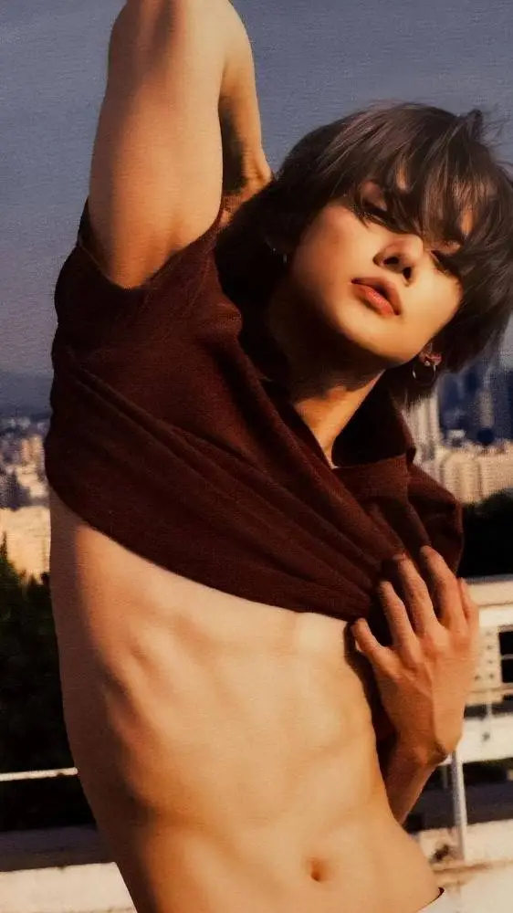 ai character: 🪶🐚~Yeonjun~🎶🌷 background