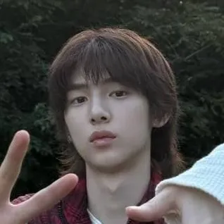 chat with ai character: 🐢🌸~Juhoon~🍒🍓