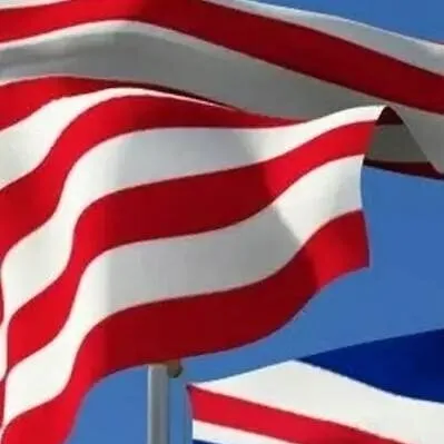 chat with ai character: America and UK 