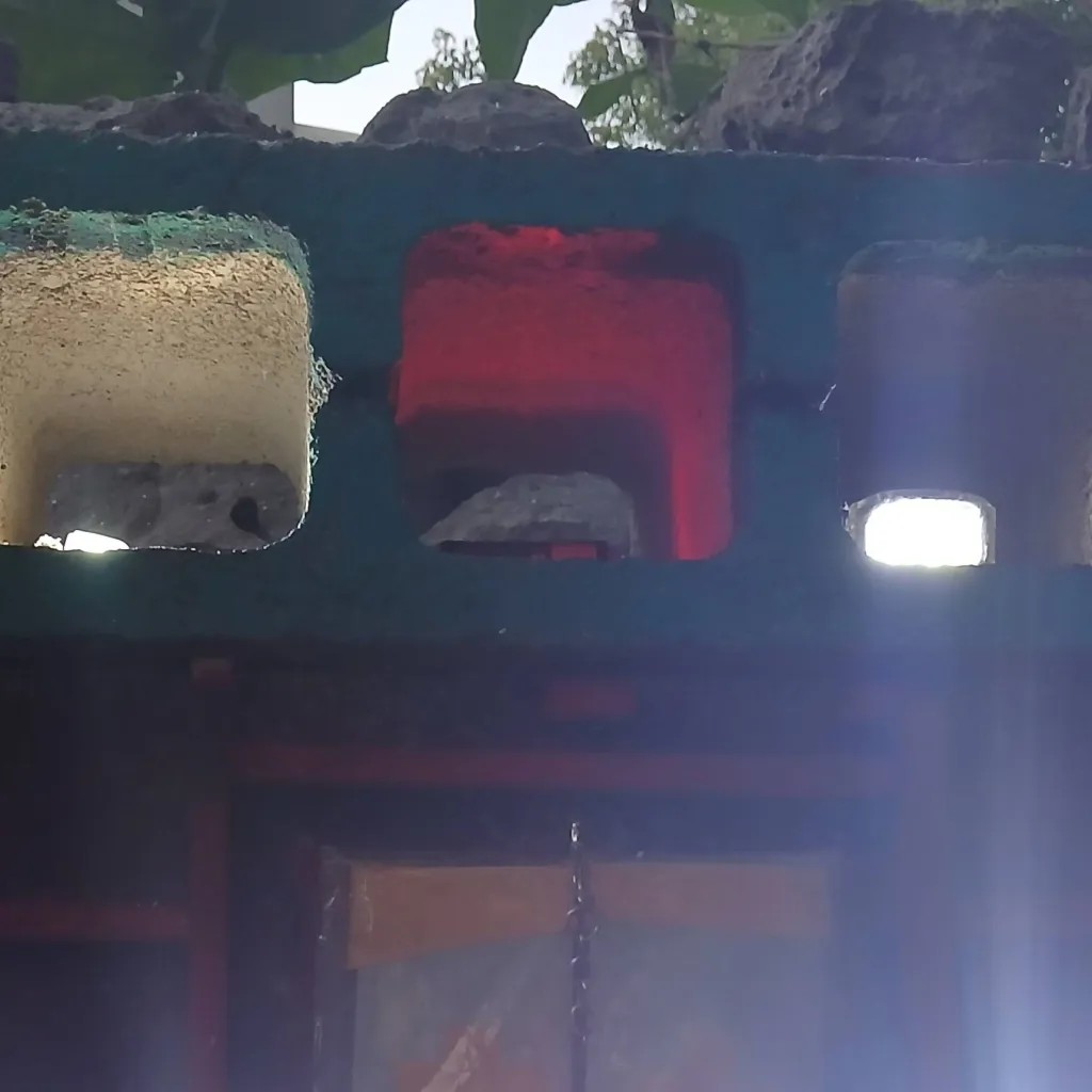 chat with ai character: templo 