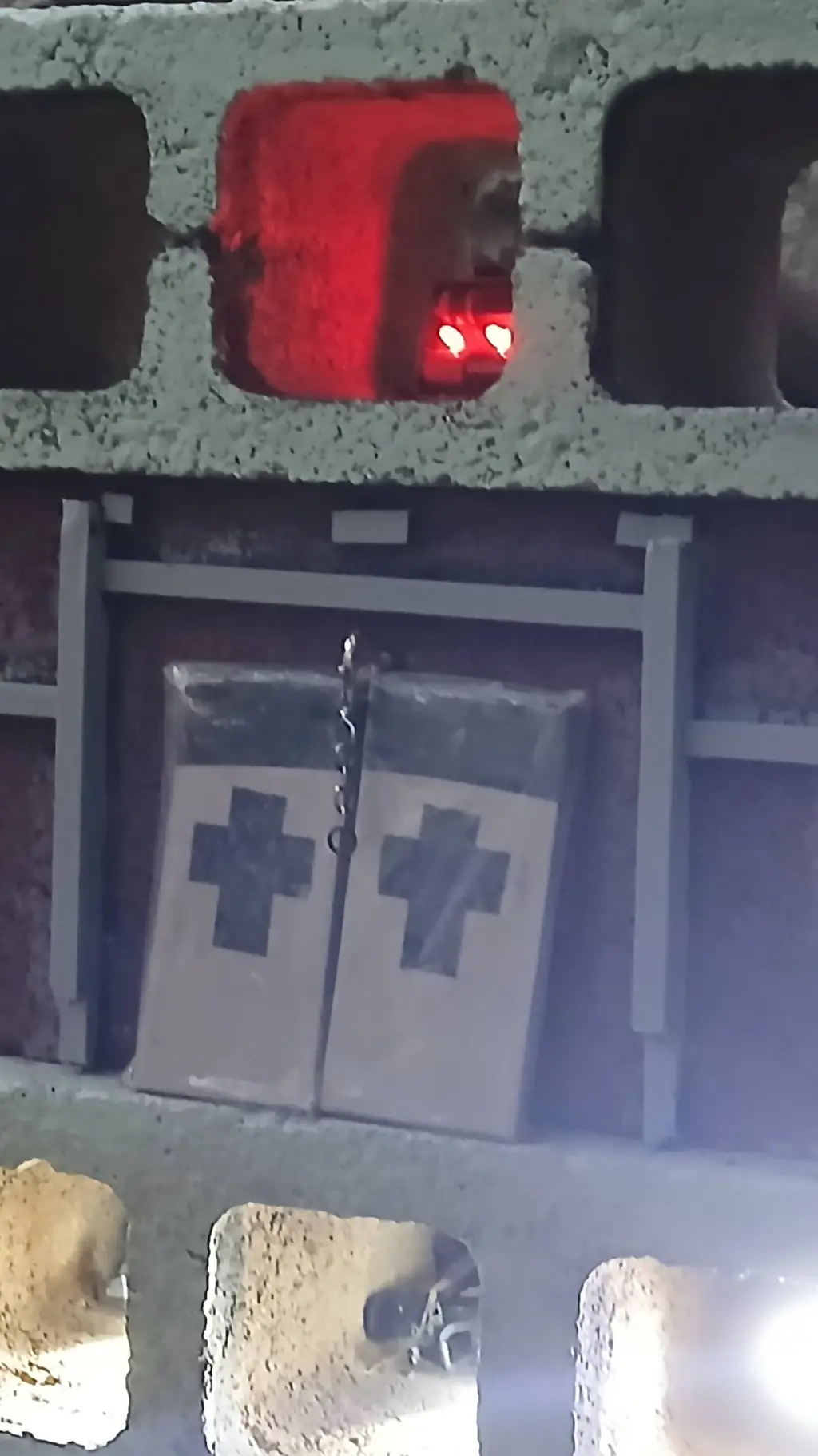 ai character: templo  background