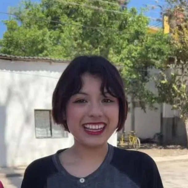 chat with ai character: alejandra 