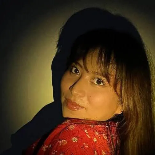 chat with ai character: Alicia polanco 