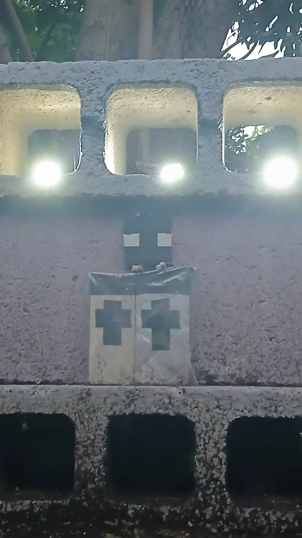 ai character: iglesia  background