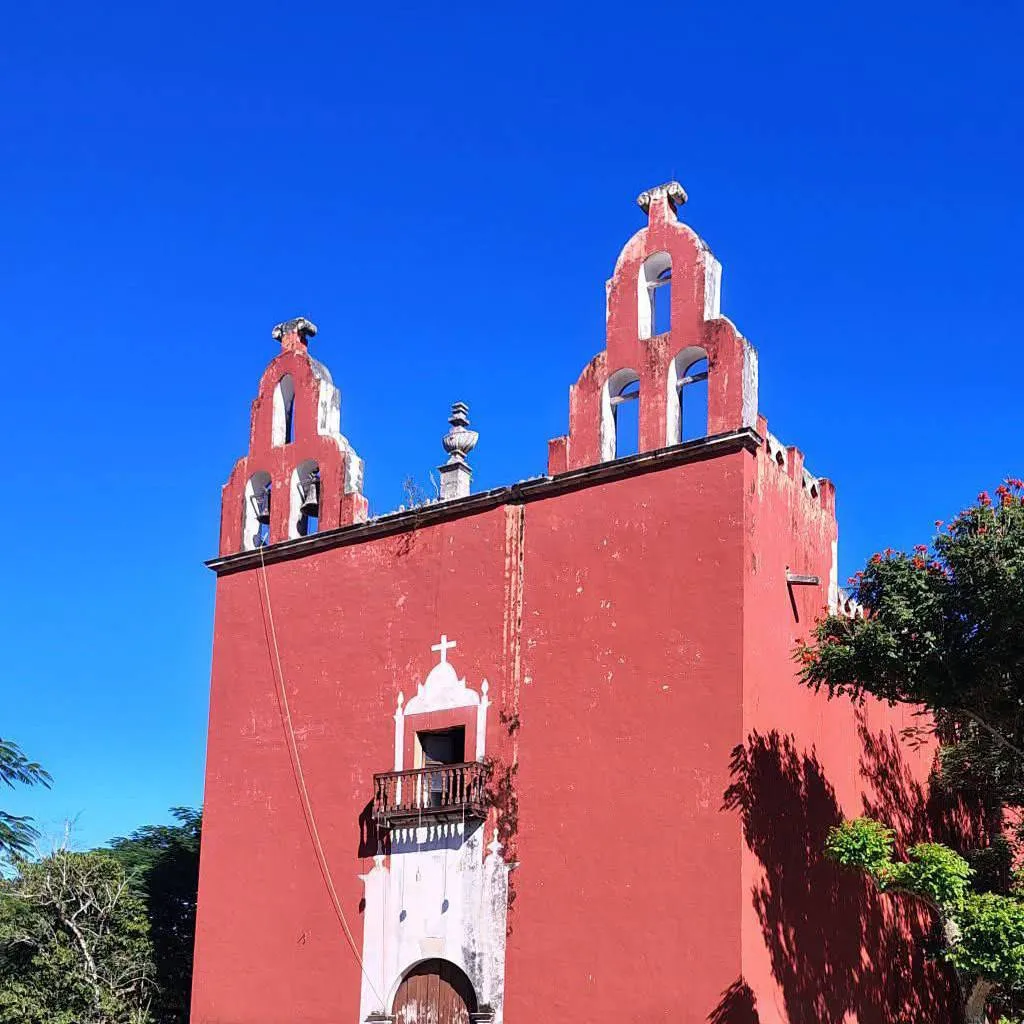 chat with ai character: iglesia de tabi 