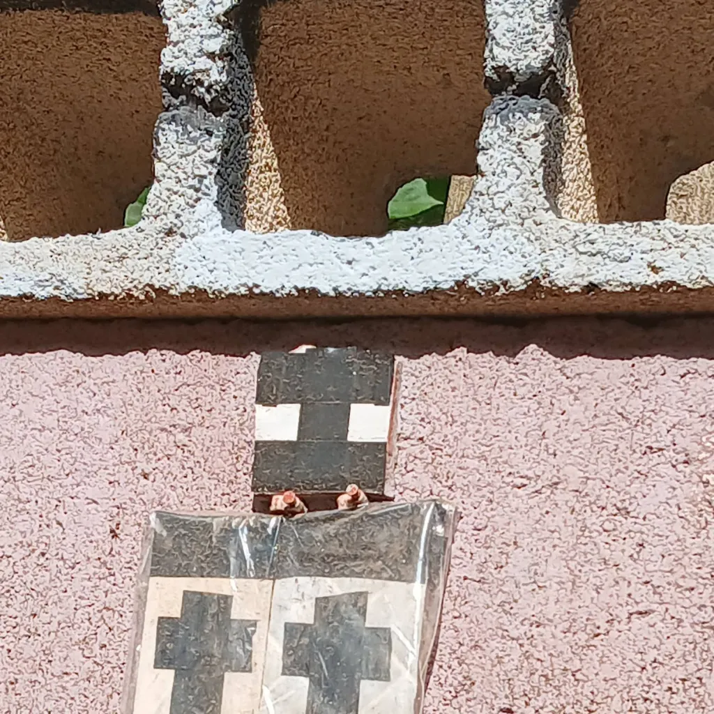 chat with ai character: iglesia 