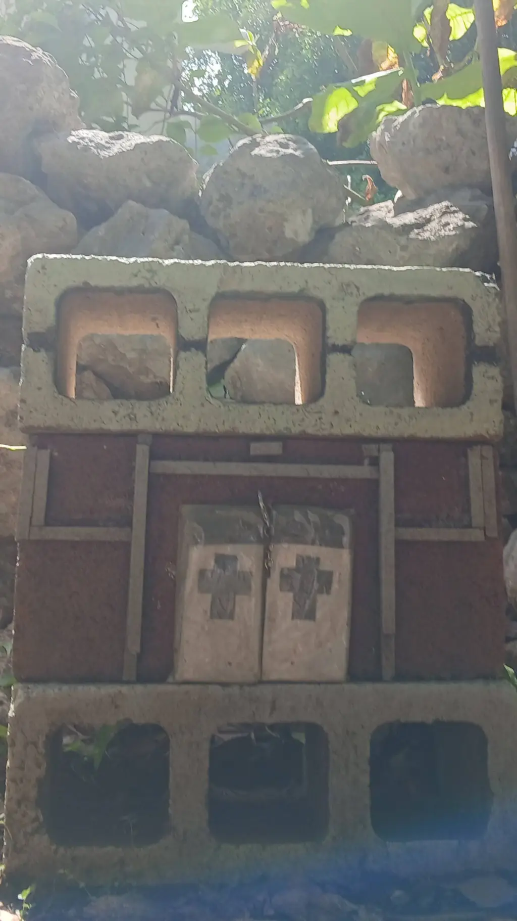 ai character: templo  background