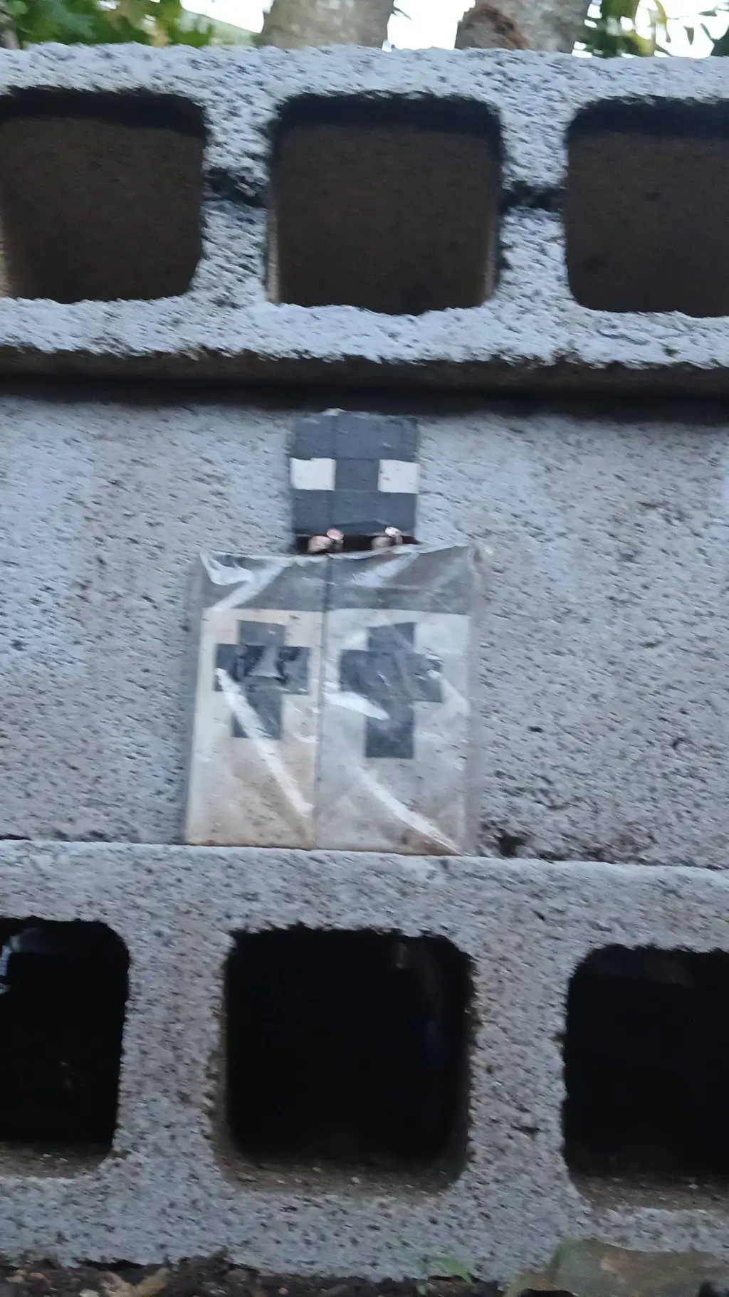 ai character: iglesia  background