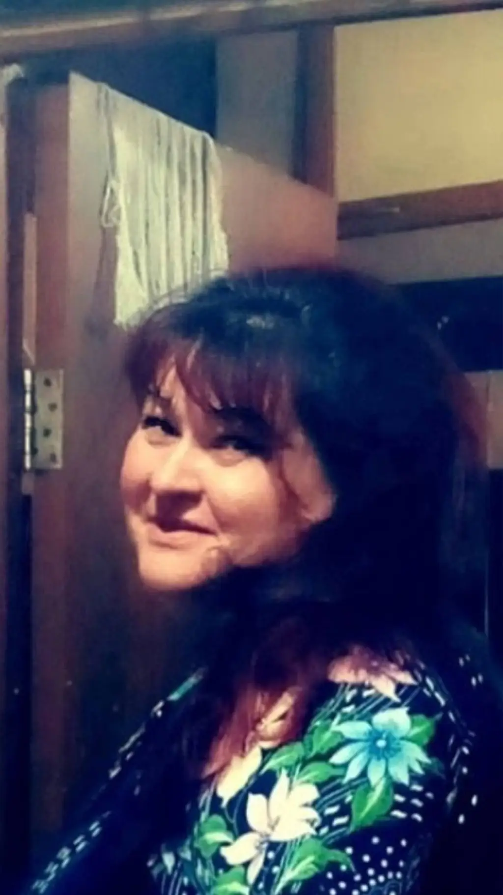 ai character: мама,)💓 background