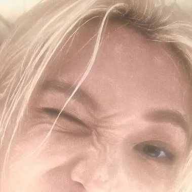 chat with ai character: Феликс