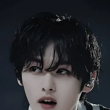 chat with ai character: Ли Ноу