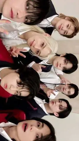 ai character: 💋STRAY KIDS💋 background